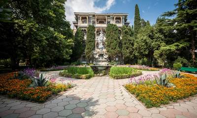 Санаторий Гурзуфский