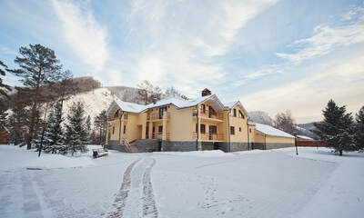 Отель Green Park Hotel