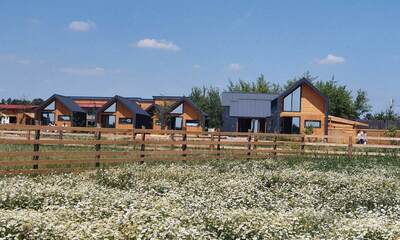 Гостевой комплекс Farm Village