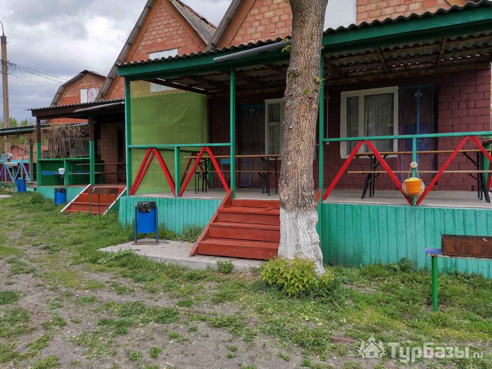 Каменные домики