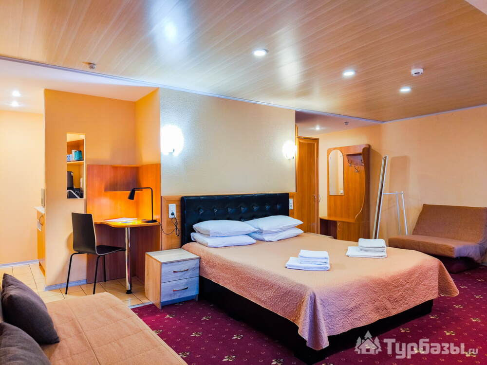 Стандарт четырехместный с ванной (I категория)